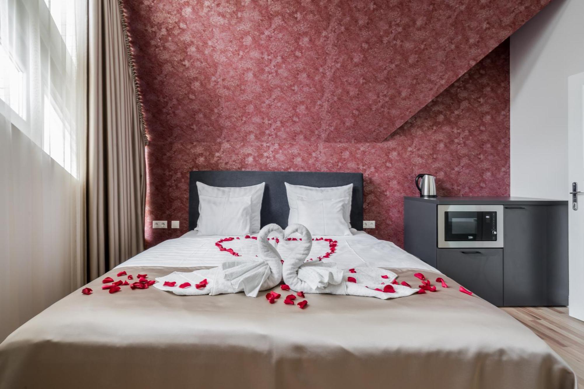 Hotel Clariss Balatonalmadi Room photo