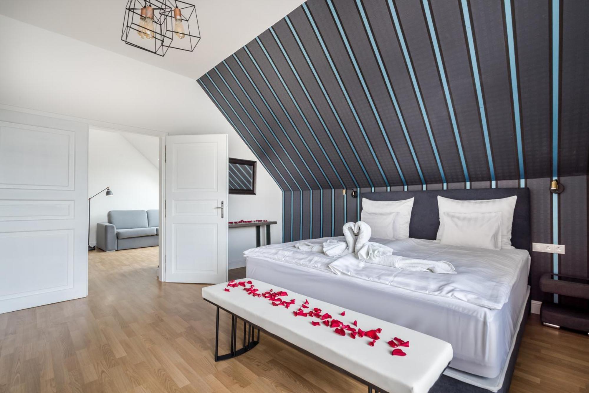 Hotel Clariss Balatonalmadi Room photo