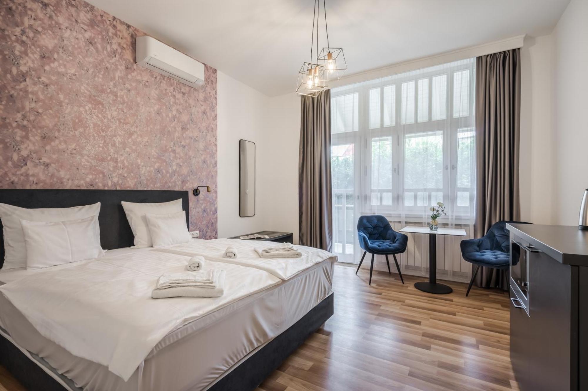 Hotel Clariss Balatonalmadi Room photo