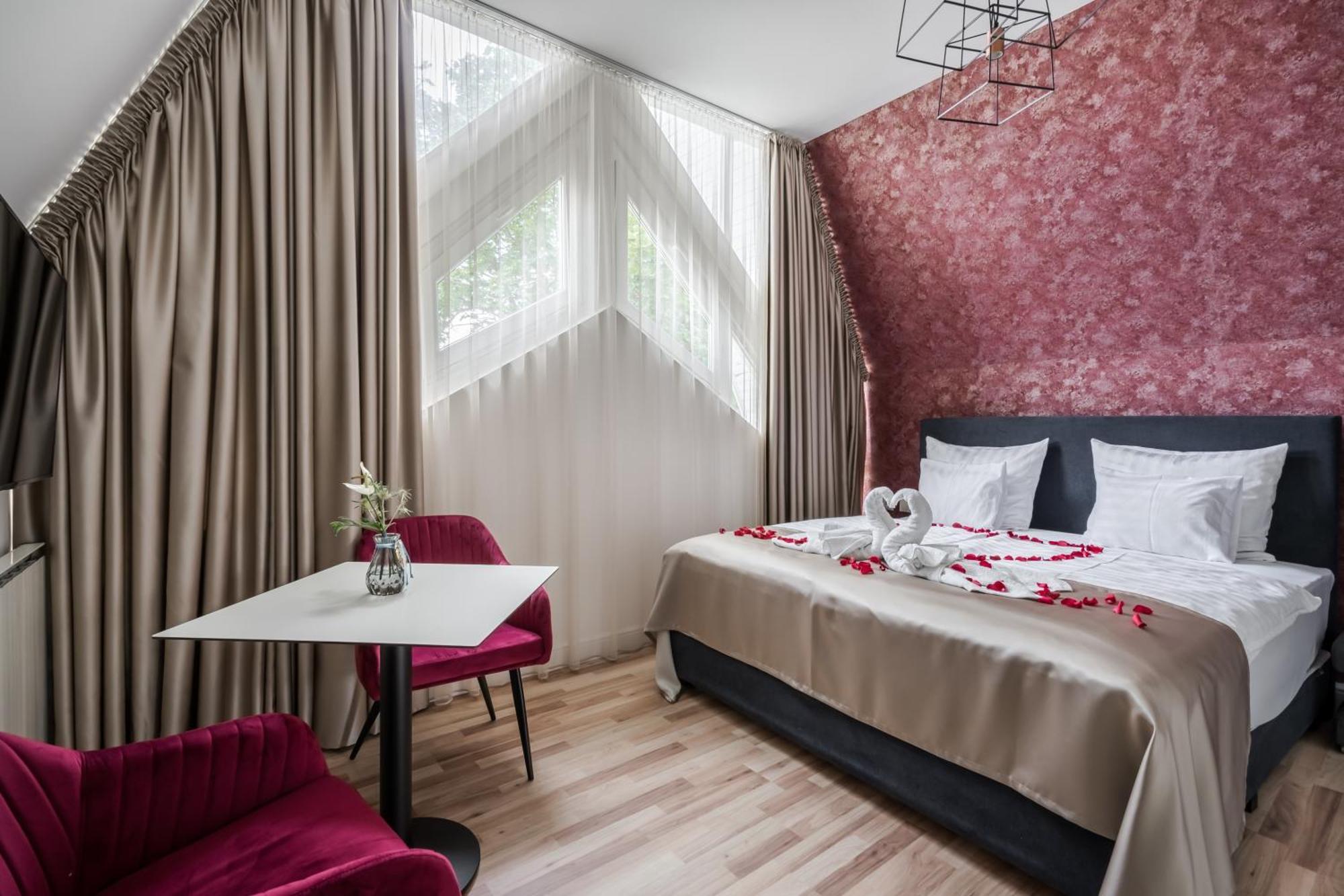 Hotel Clariss Balatonalmadi Room photo